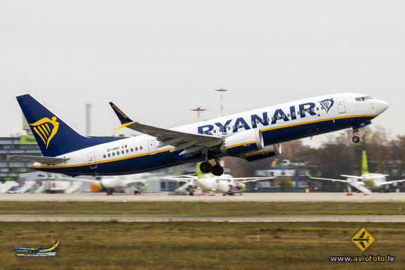 Boeing 737-8 MAX 200