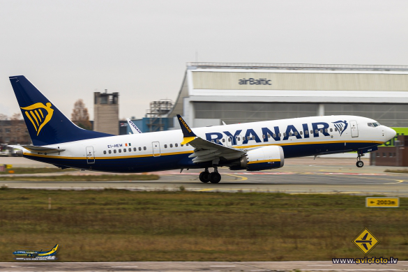 Boeing 737-8 MAX 200