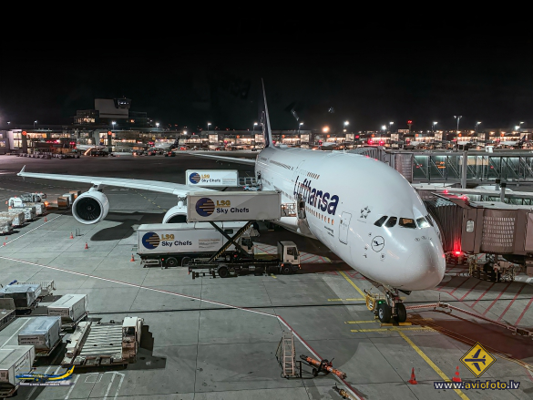 Airbus A380-841