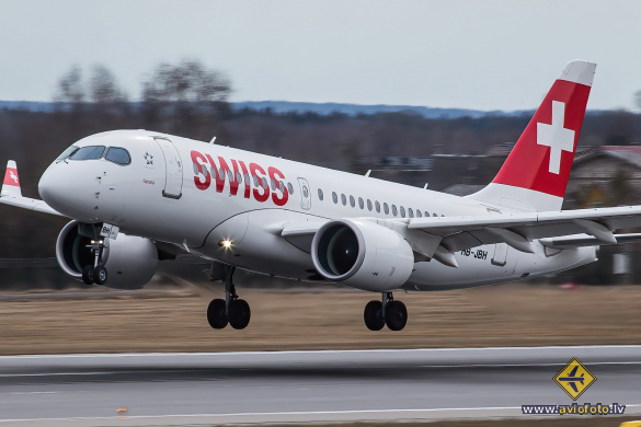 Airbus A220-100