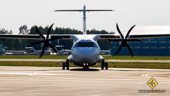 ATR ATR-72-500 (ATR-72-212A)