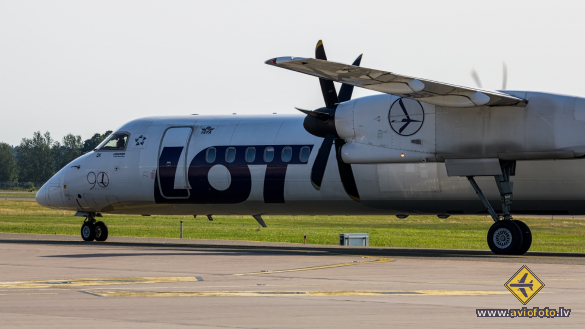 Bombardier DHC-8-402 Q400