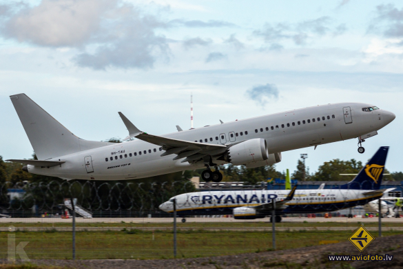 Boeing 737-8 MAX