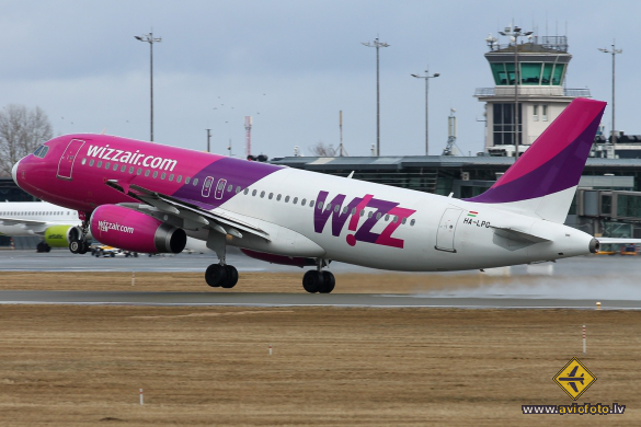Airbus A320-232