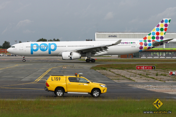 Airbus A330-343