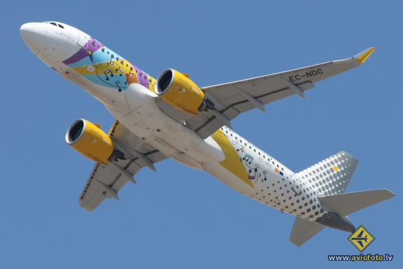 Airbus A320-271N