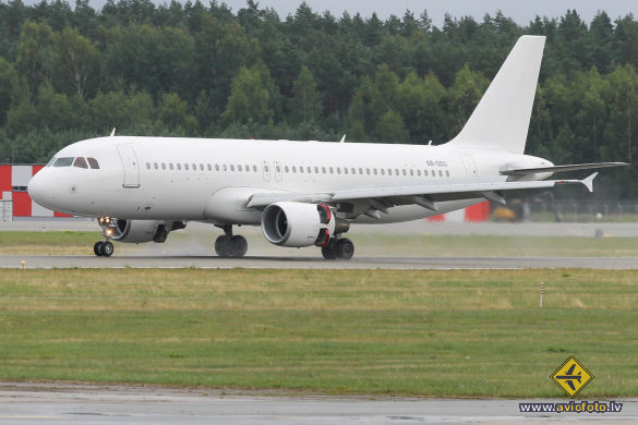 Airbus A320-214