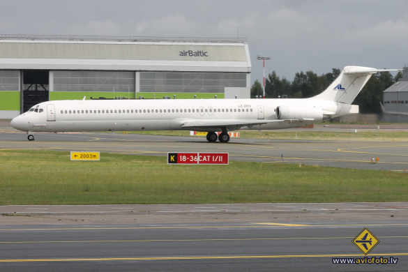 McDonnell Douglas MD-82 (DC-9-82)
