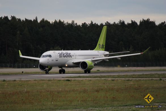 Bombardier CSeries CS300 (BD-500-1A11)