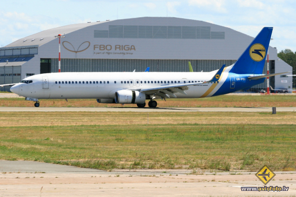 Boeing 737-9KVER