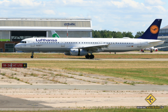 Airbus A321-131