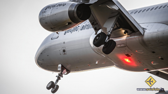Airbus A320-233