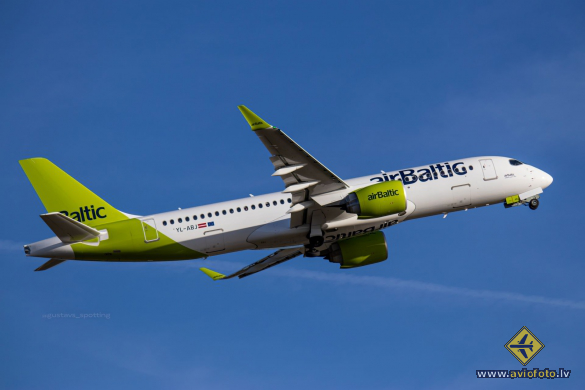 Airbus A220-300