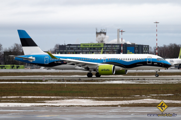 Airbus A220-300