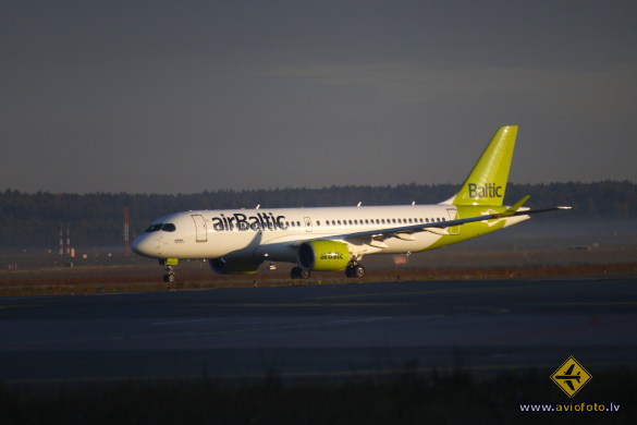 Bombardier CSeries CS300 (BD-500-1A11)