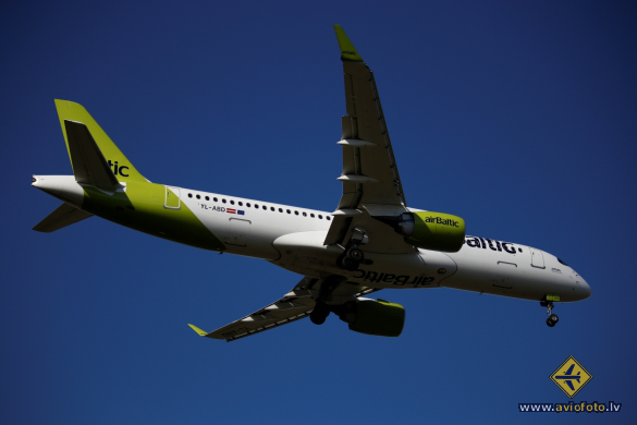 Airbus A220-300