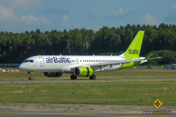 Bombardier CSeries CS300 (BD-500-1A11)