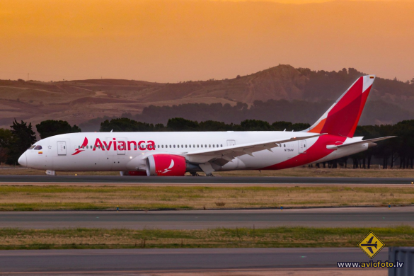 Boeing 787-8 Dreamliner