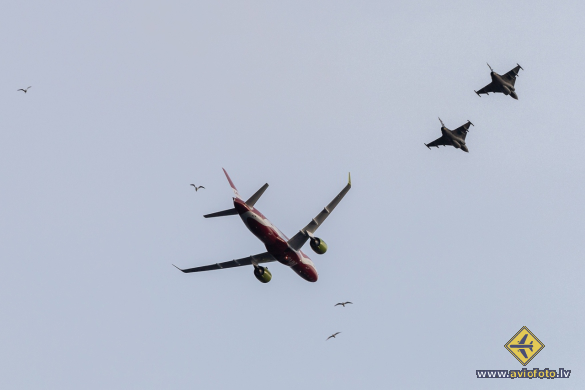 Airbus A220-300