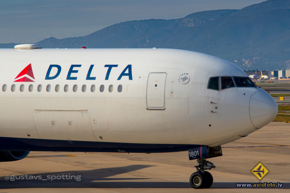 Boeing 767-432/ER