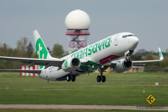 Boeing 737-86N