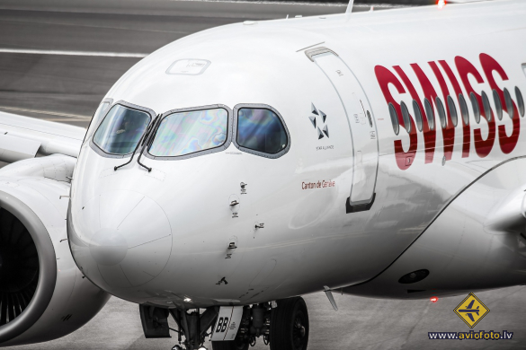 Bombardier CSeries CS100 (BD-500-1A10)