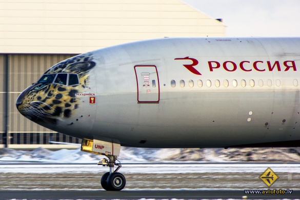 Boeing 777-312
