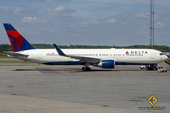 Boeing 767-332/ER