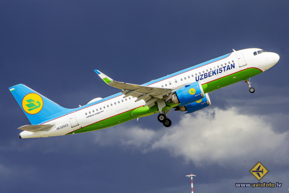 Airbus A320-251N