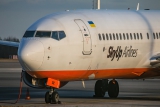 Boeing 737-8H6