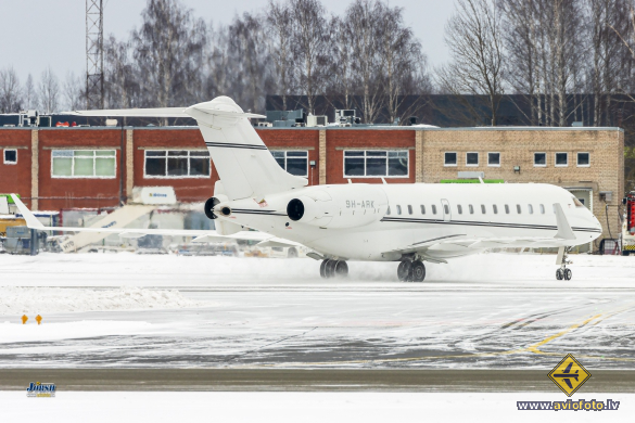 Bombardier Global 6500 (BD-700-1A10)