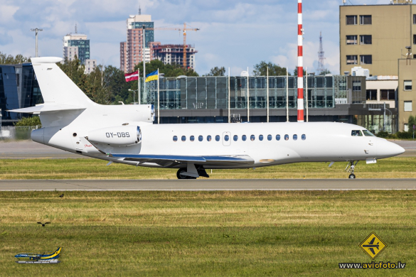 Dassault Falcon 8X