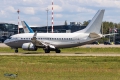 Boeing 737-548