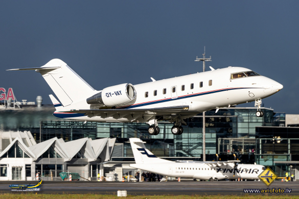 Bombardier Challenger 605 (CL-600-2B16)