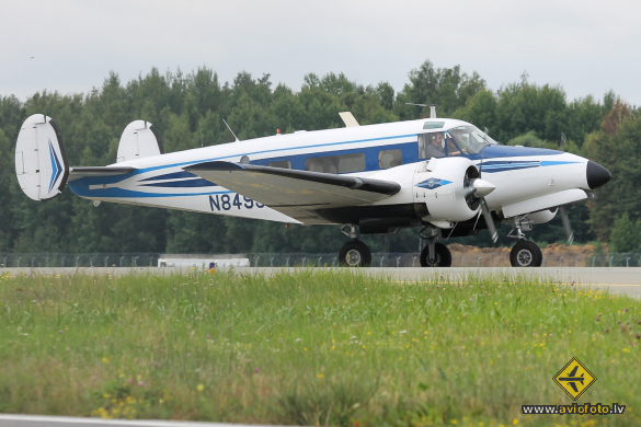 Beech H18 Tri-Gear