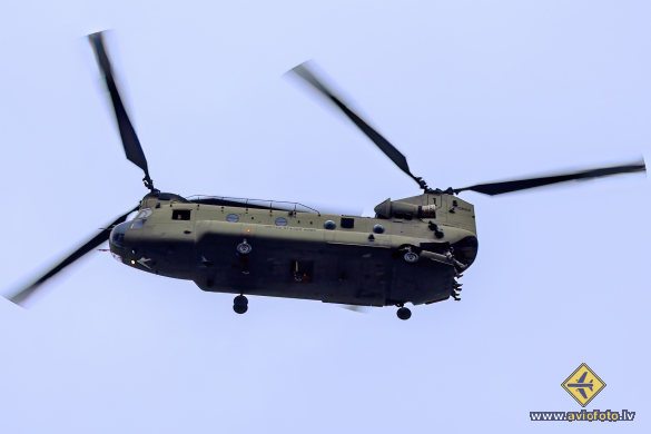 Boeing CH-47F Chinook