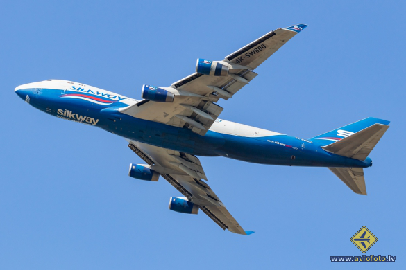 Boeing 747-4R7F/SCD