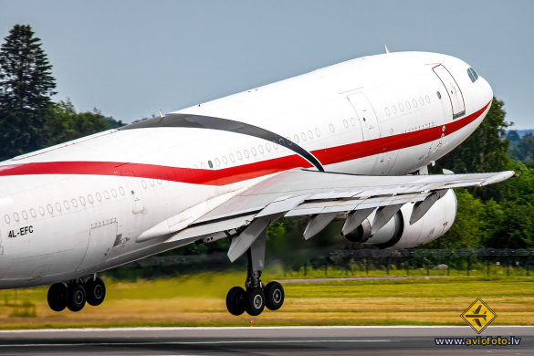 Airbus A300B4-203(F)