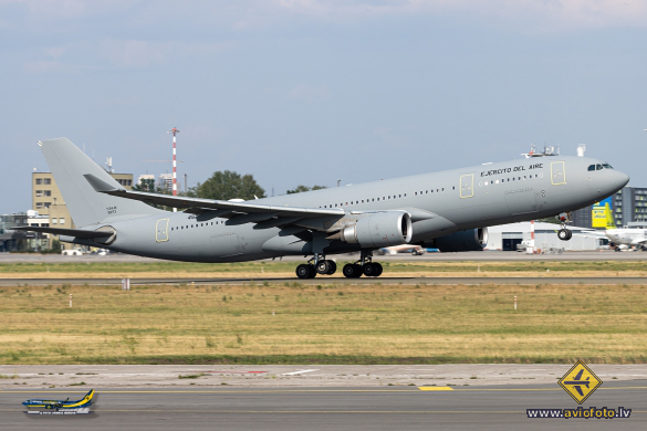 Airbus A330-202