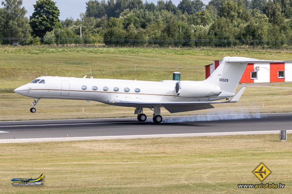Gulfstream Aerospace C-37A Gulfstream V (G-V)