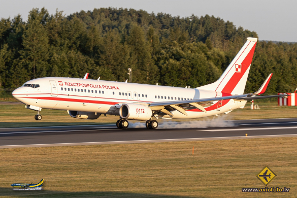 Boeing 737-8TV BBJ2