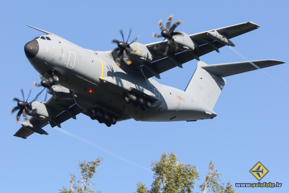 Airbus A400M-180