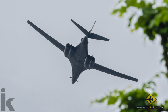 Rockwell B-1B Lancer