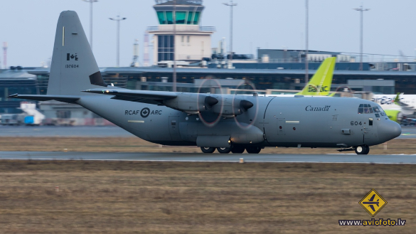Lockheed Martin CC-130J-30 Hercules (L-382)