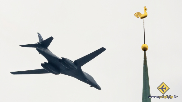 Rockwell B-1B Lancer
