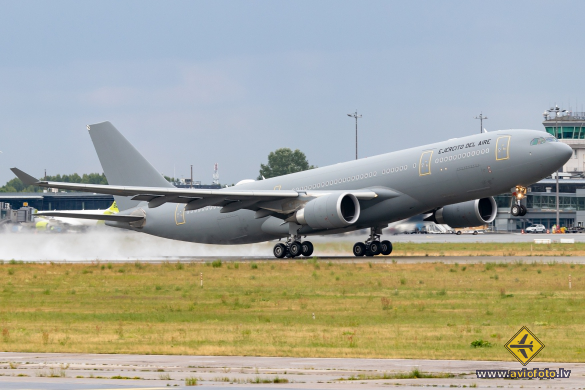 Airbus A330-202