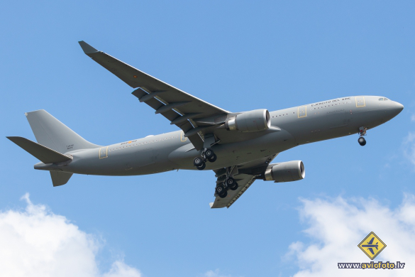 Airbus A330-202