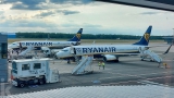 Boeing 737-8AS