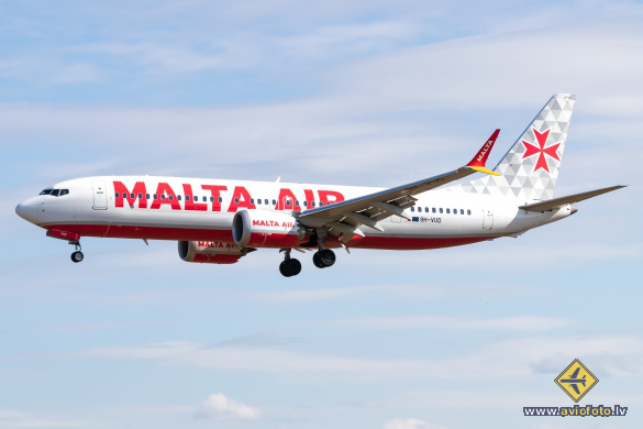 Boeing 737-8 MAX 200