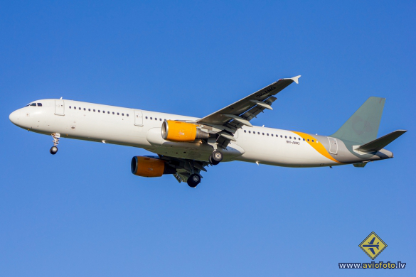 Airbus A321-211
